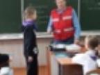 В рамках республиканской акции «В центре внимания - дети!» 15.09.2023 года бобруйские спасатели провели уроки безопасности с учащимися школы.